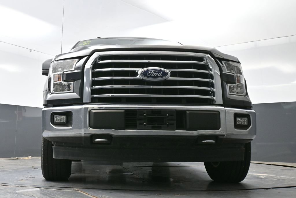 Used 2017 Ford F150 XLT w/ Equipment Group 302A Luxury AWD/4WD image 27