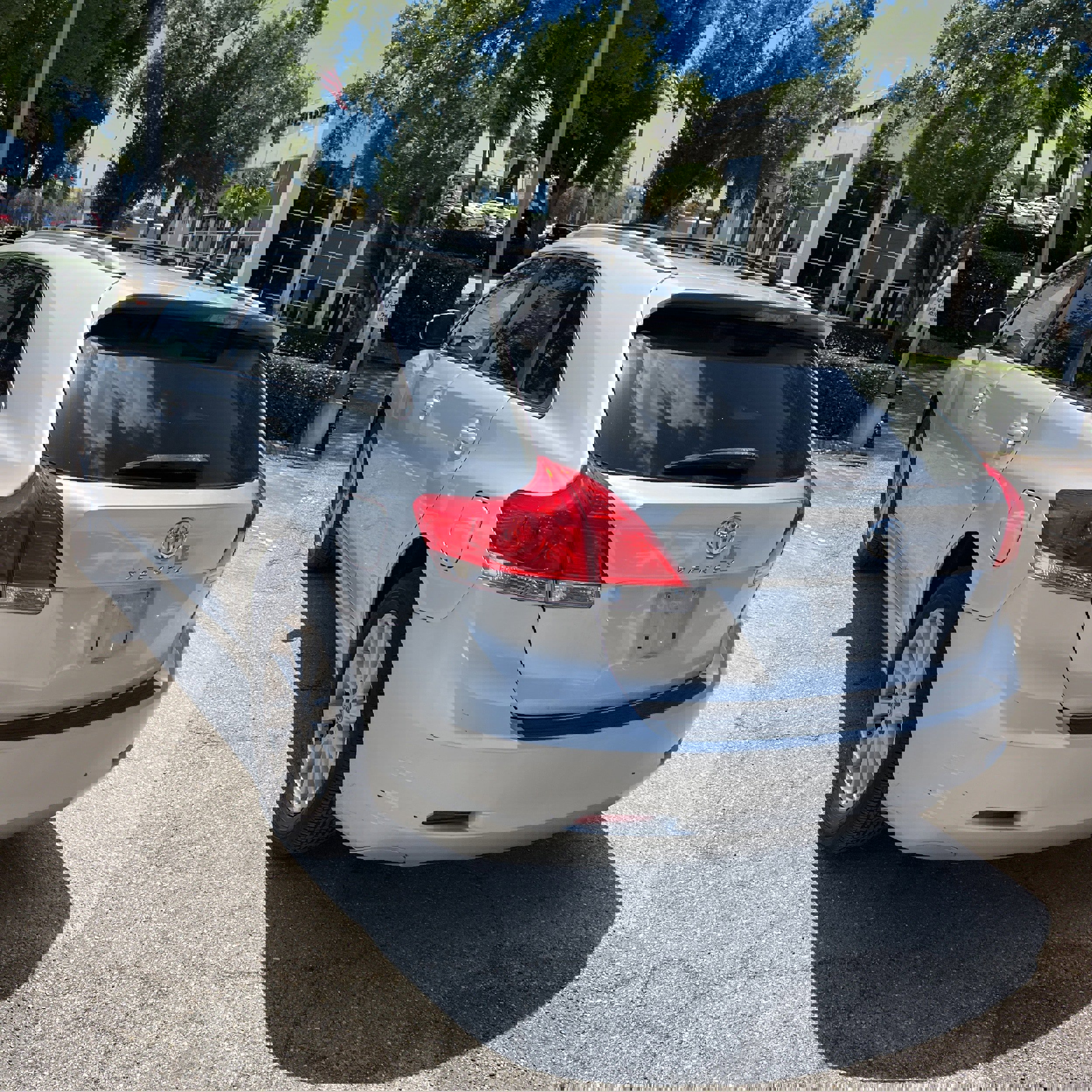 Used 2011 Toyota Venza FWD image 9