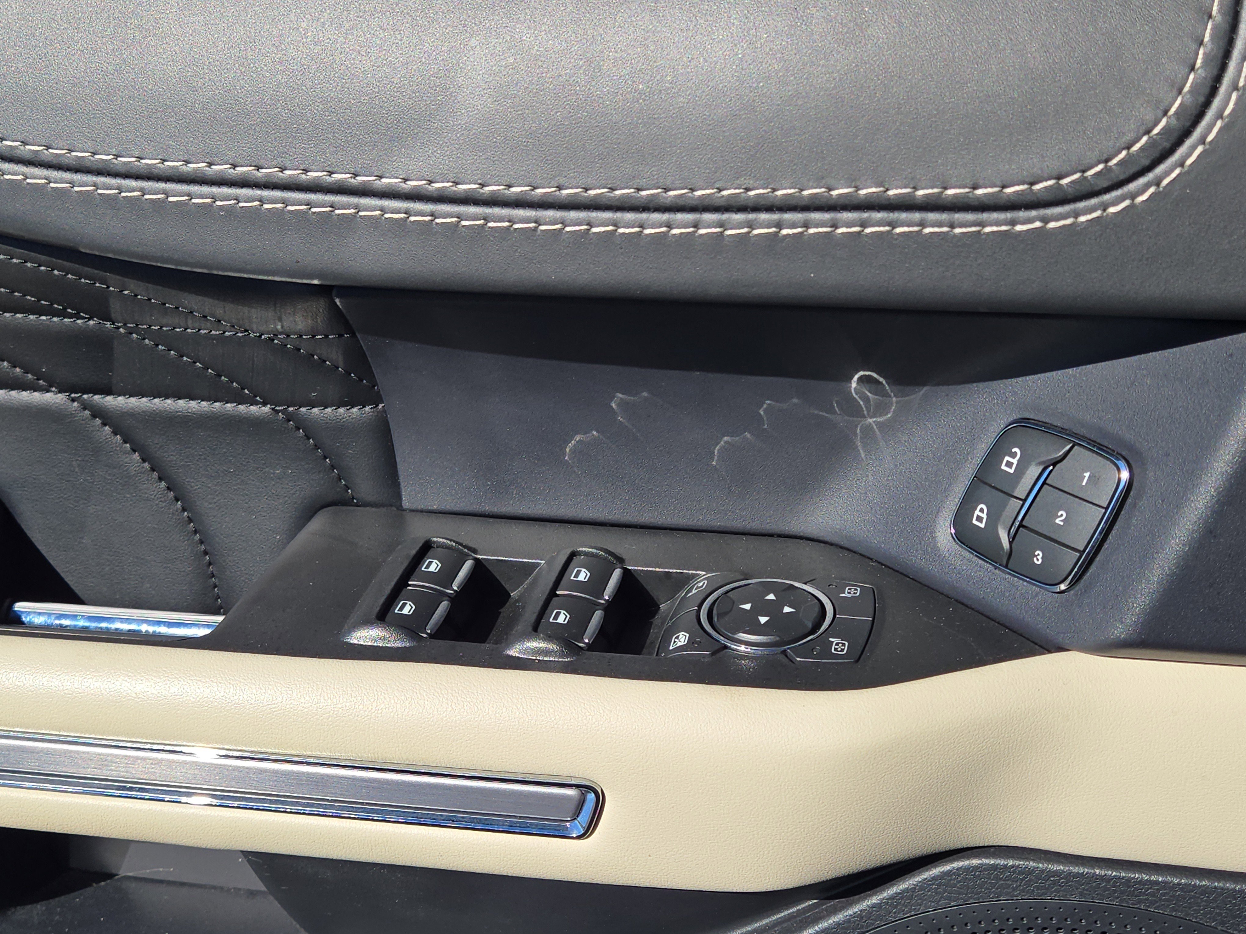 Used 2020 Ford Expedition Platinum image 24