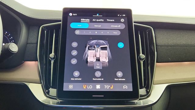 New 2026 Volvo XC90 B6 Plus w/ Protection Package AWD/4WD image 22