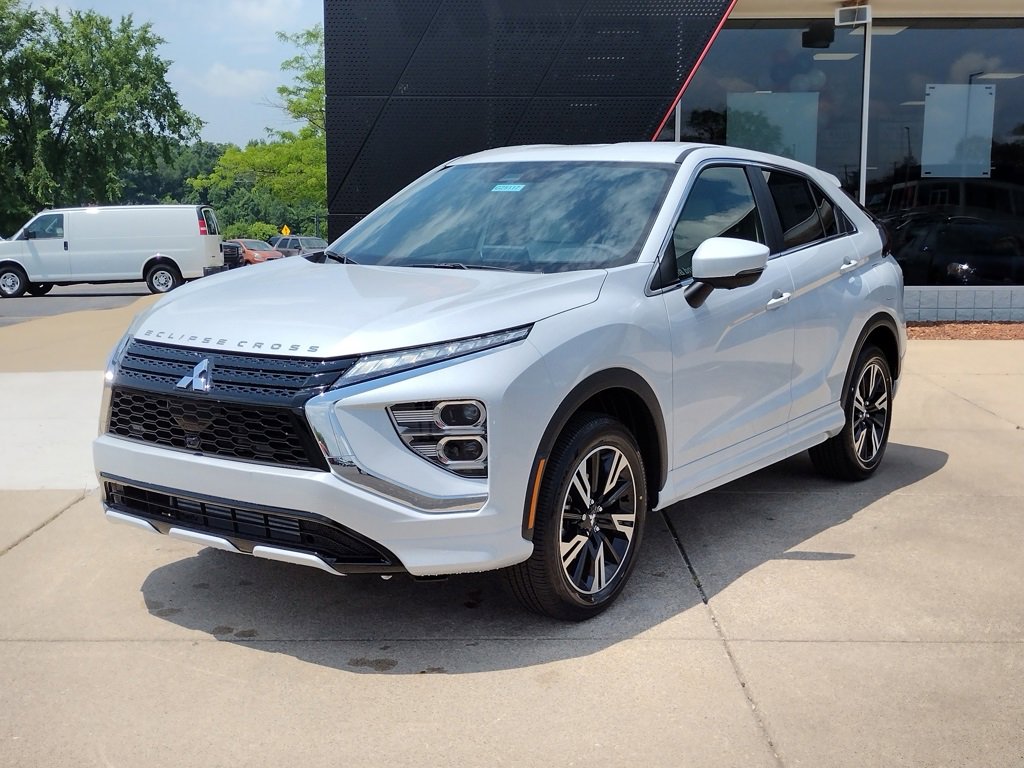 New 2025 Mitsubishi Eclipse Cross SEL