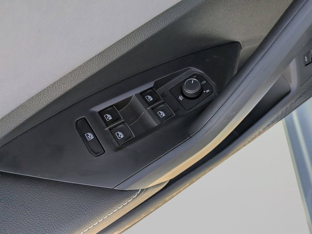 New 2026 Volkswagen Jetta SE FWD image 14