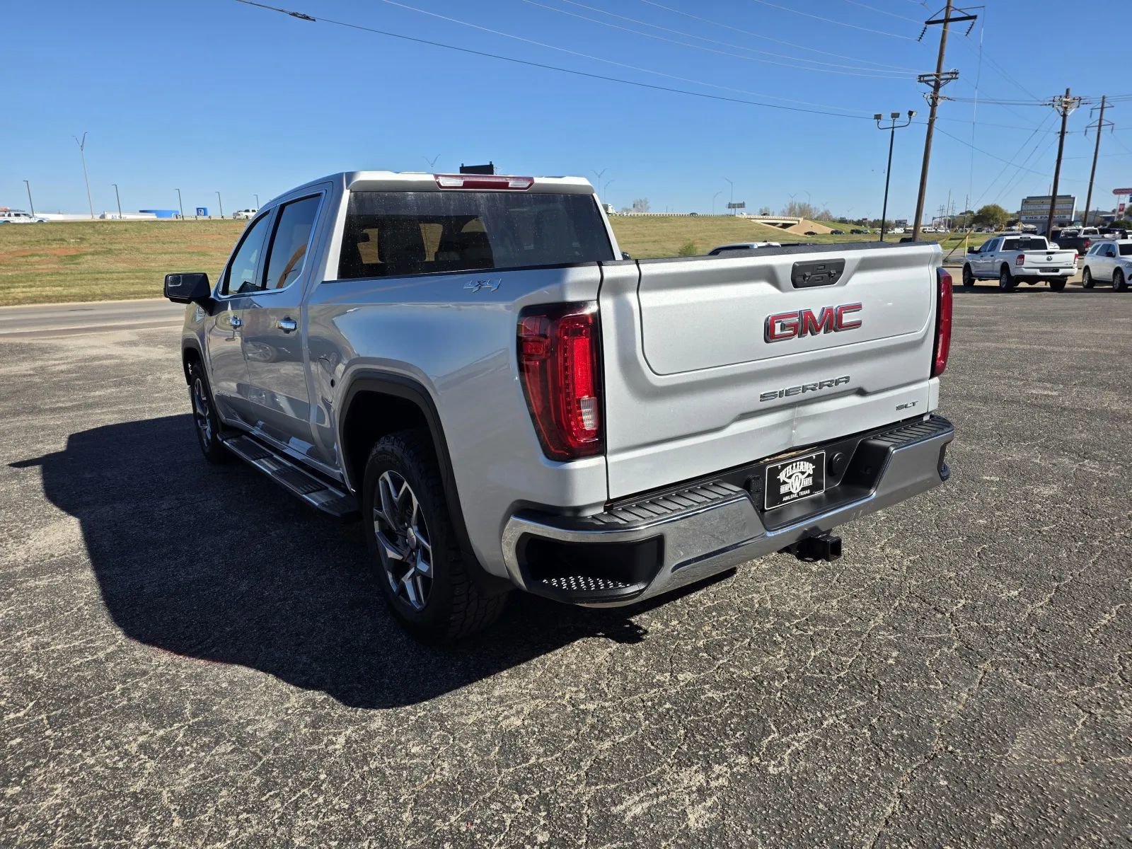 Used 2022 GMC Sierra 1500 SLT image 5