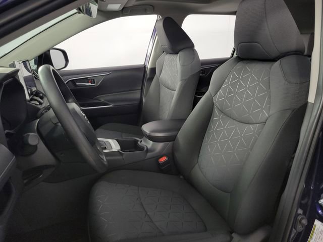 Used 2025 Toyota RAV4 XLE w/ Convenience Package FWD image 14