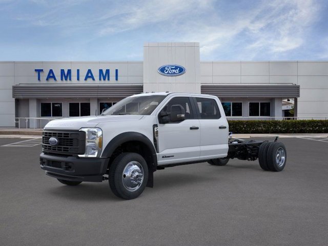 New 2026 Ford F450 2WD Crew Cab Super Duty image 1