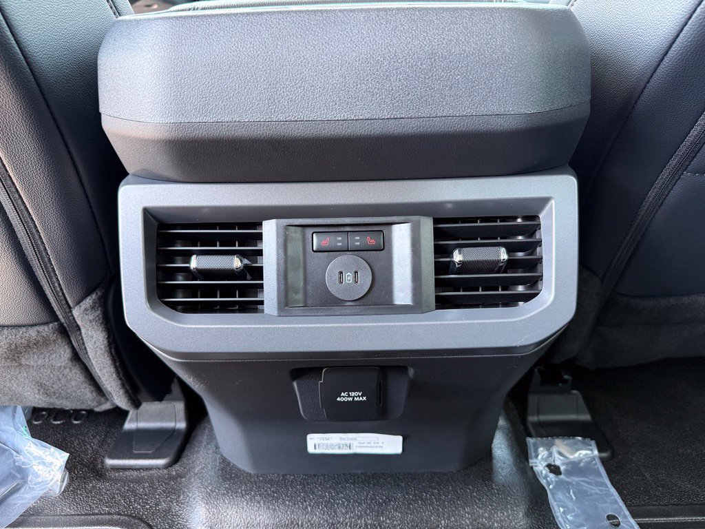 New 2026 Ford F250 Lariat w/ Chrome Package AWD/4WD image 17