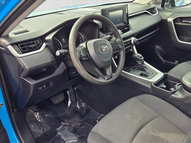 Used 2021 Toyota RAV4 XLE image 10