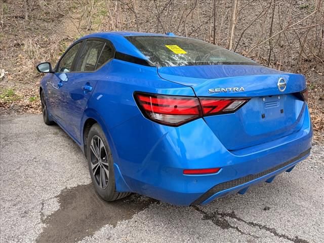 Used 2021 Nissan Sentra SV image 2