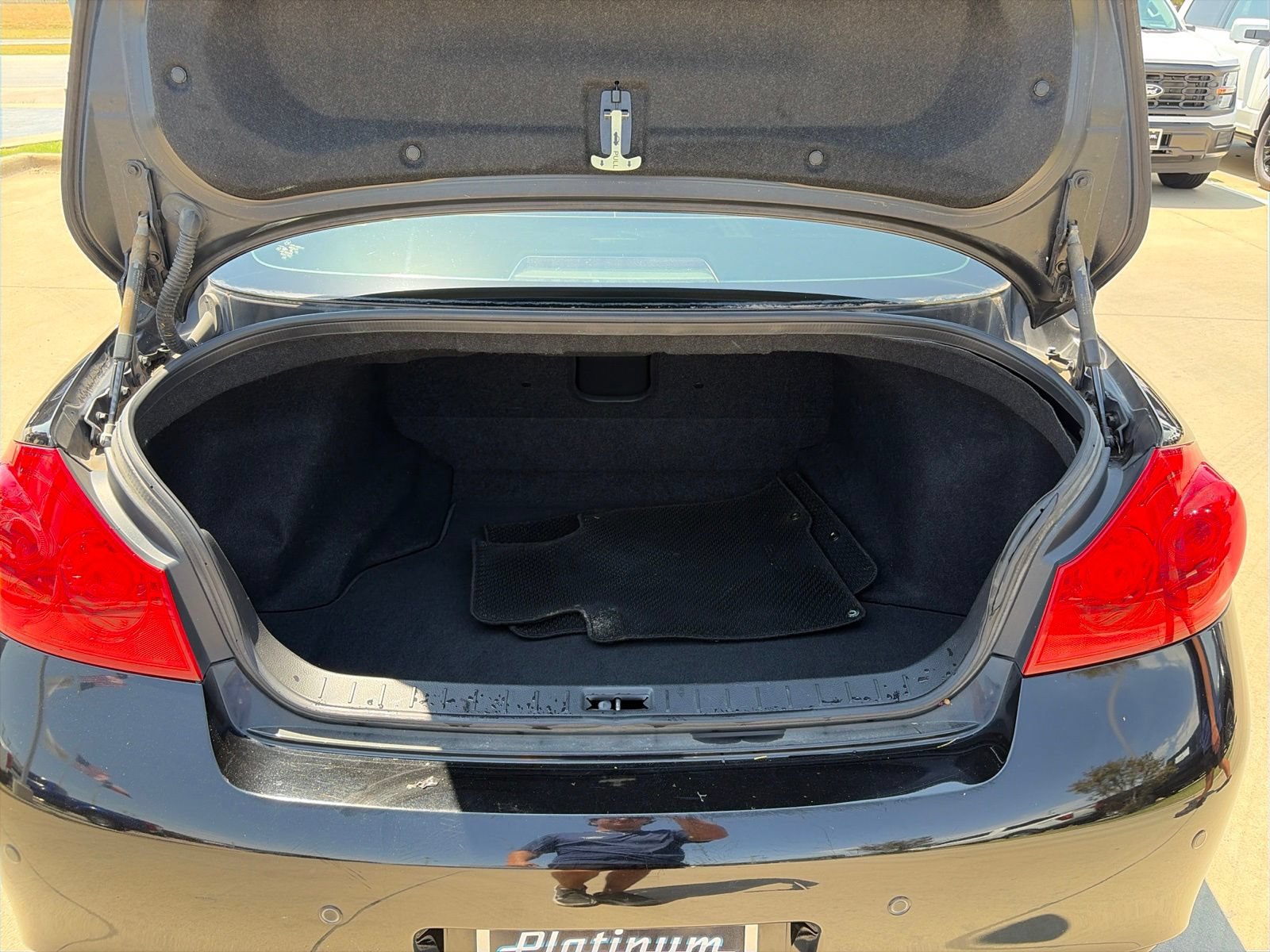 Used 2013 INFINITI G37 Journey w/ Premium Pkg RWD image 23