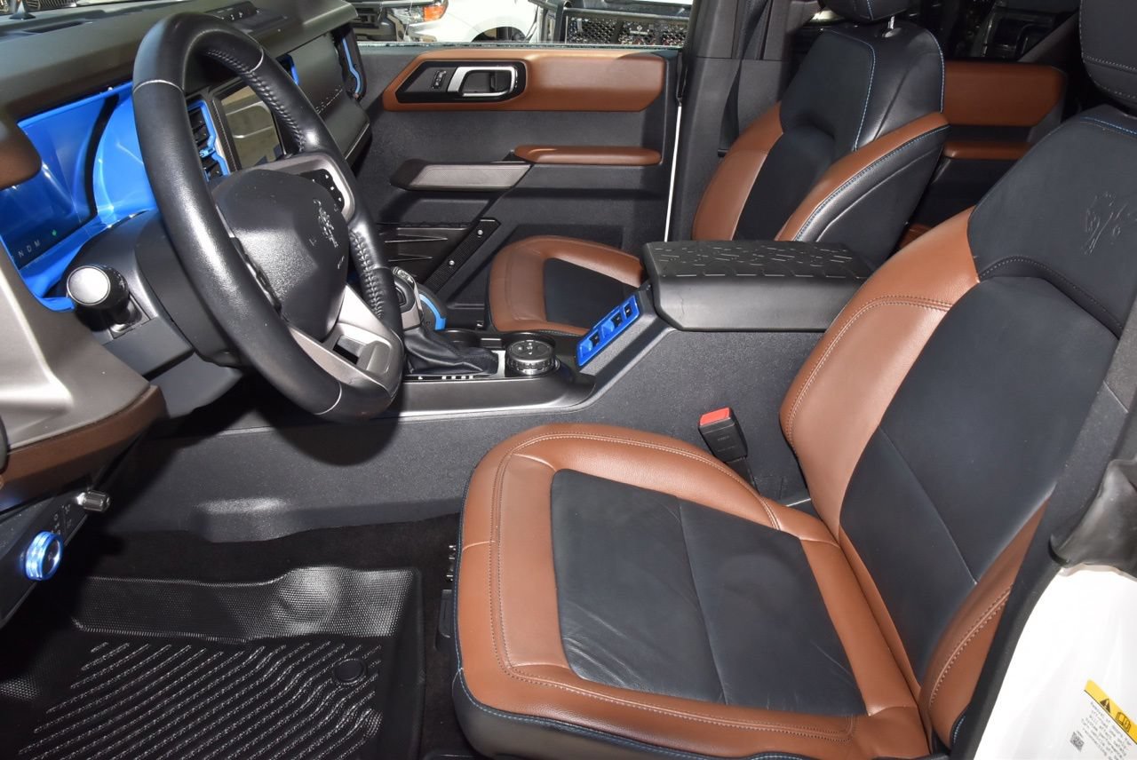 Used 2022 Ford Bronco Outer Banks AWD/4WD image 13