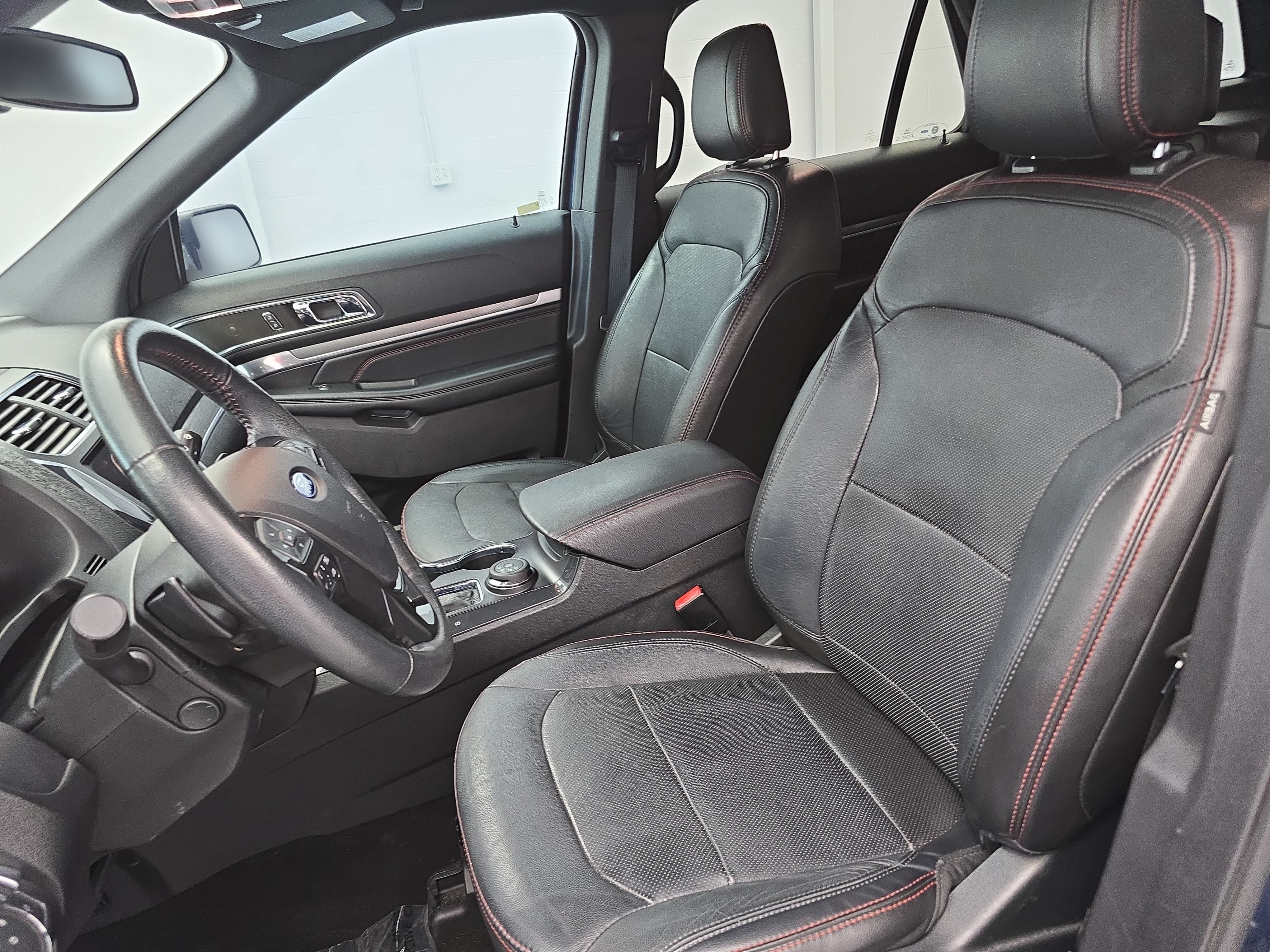 Used 2018 Ford Explorer Sport w/ Equipment Group 401A AWD/4WD image 15