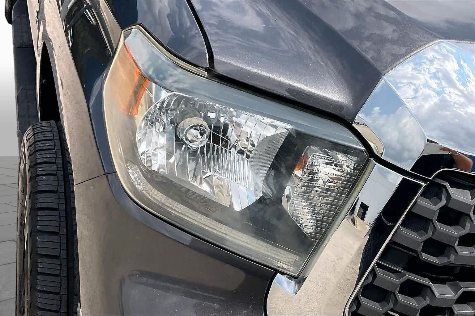Used 2019 Toyota Tundra SR5 w/ SR5 Upgrade Package RWD image 27