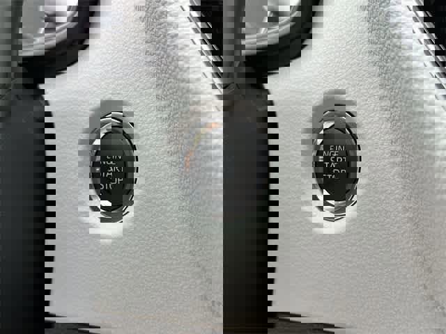 New 2024 Toyota Corolla SE image 10