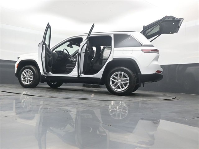 New 2025 Jeep Grand Cherokee Laredo image 53