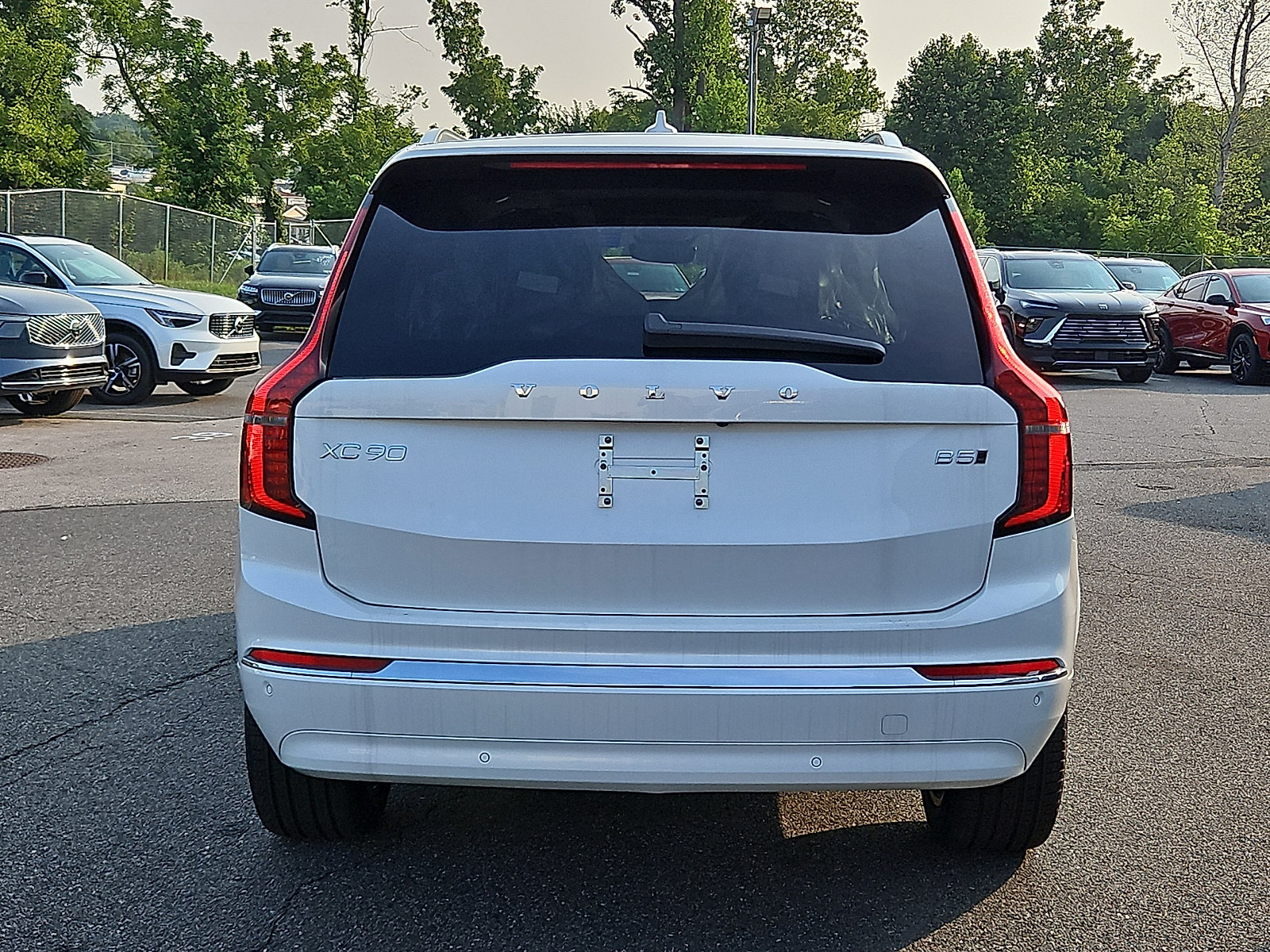 New 2026 Volvo XC90 B5 Core AWD/4WD image 5