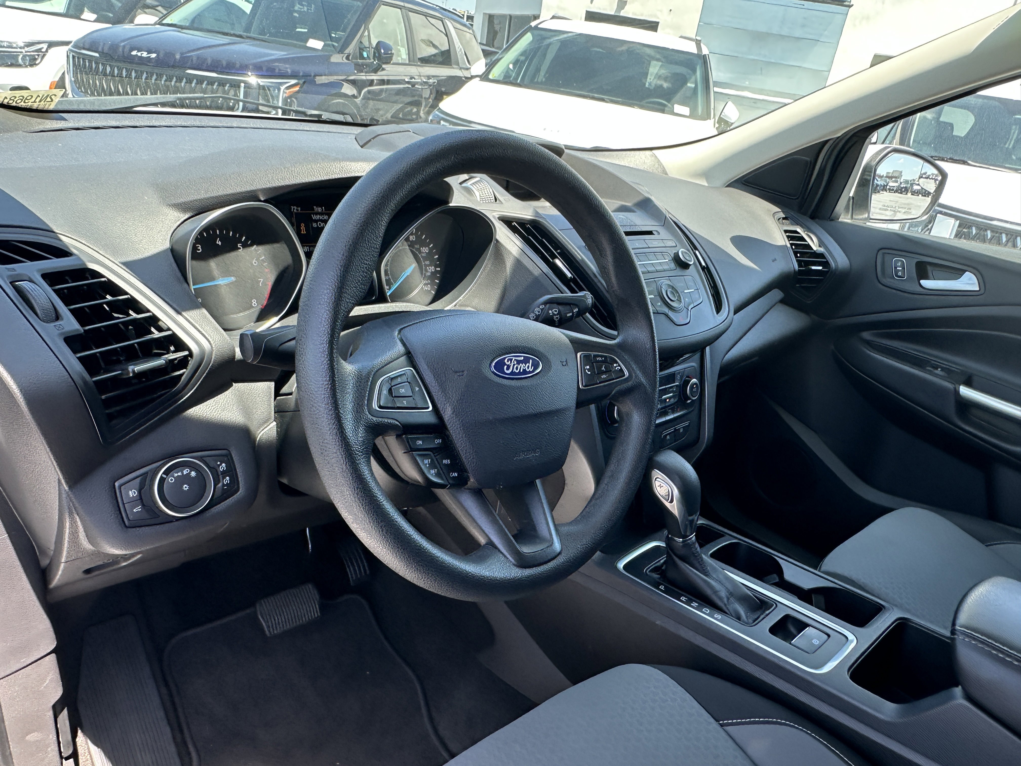 Used 2018 Ford Escape SE FWD image 22