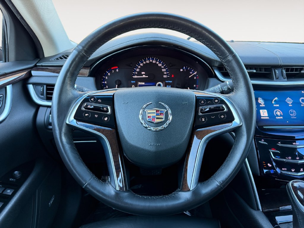 Used 2013 Cadillac XTS Luxury AWD/4WD image 23
