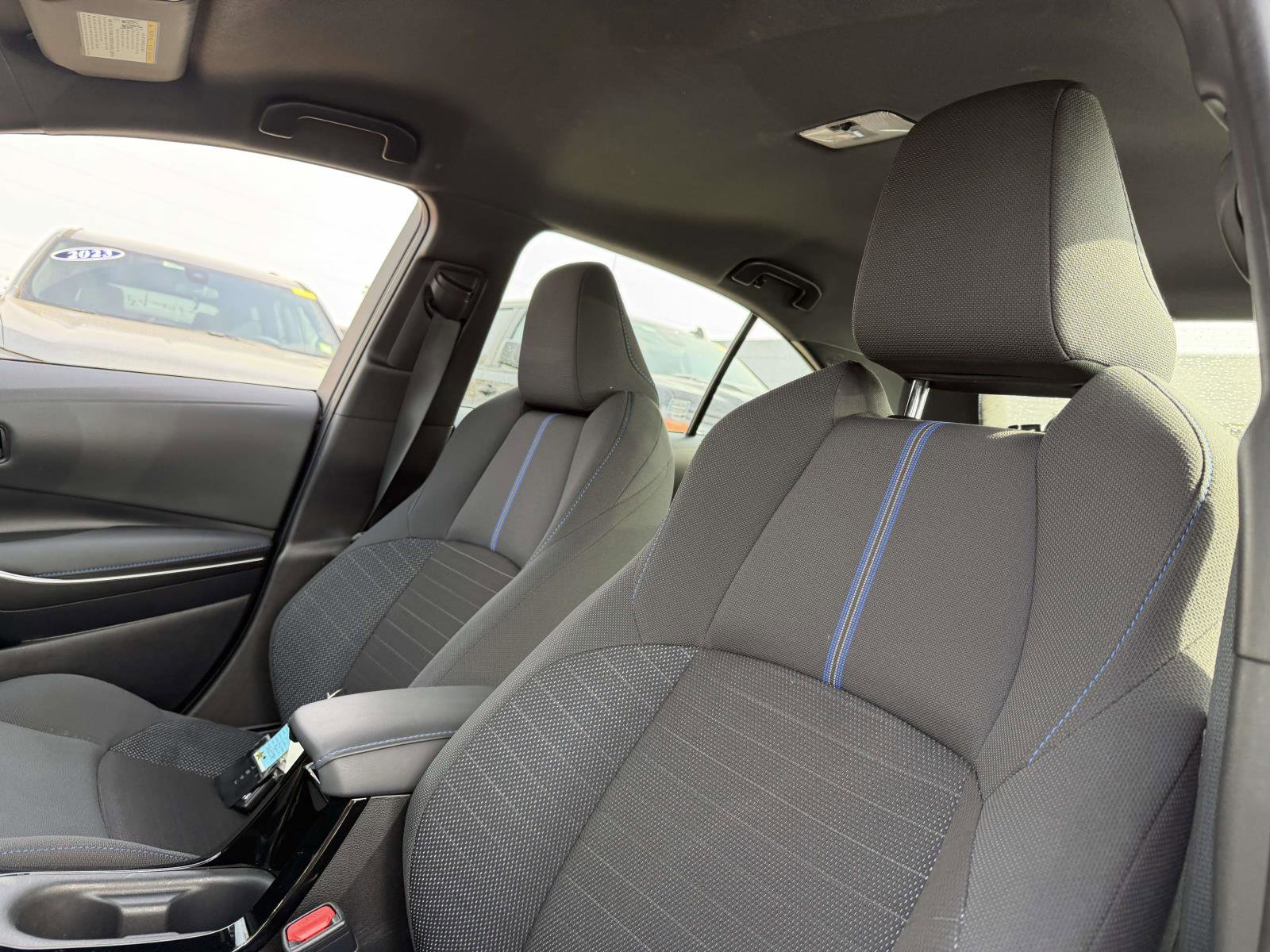 Used 2021 Toyota Corolla SE w/ Carpet Mat Package (TMS) image 9