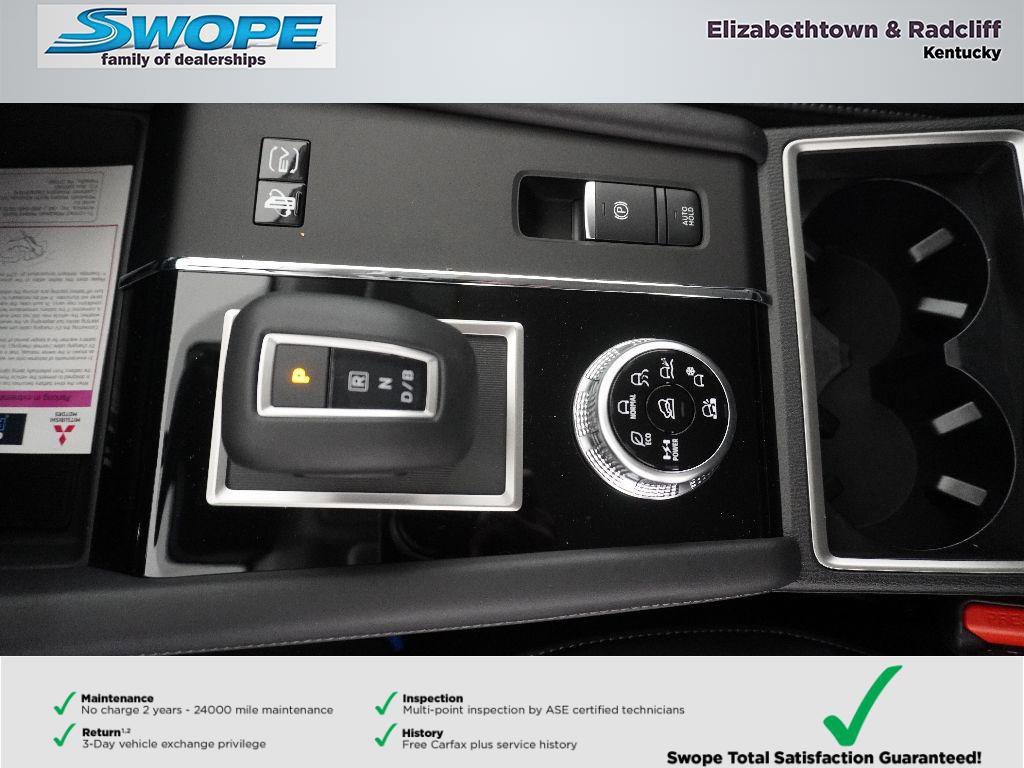 New 2025 Mitsubishi Outlander SE image 23