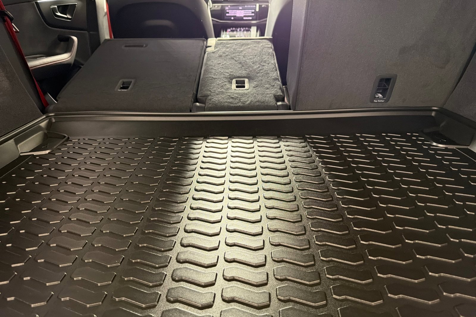 New 2026 Audi SQ8 Prestige image 13