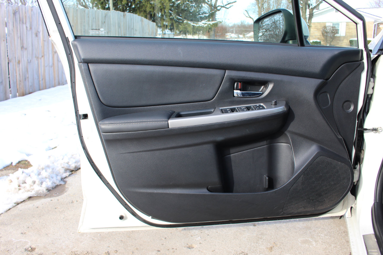 Used 2015 Subaru Impreza 2.0i Limited image 12