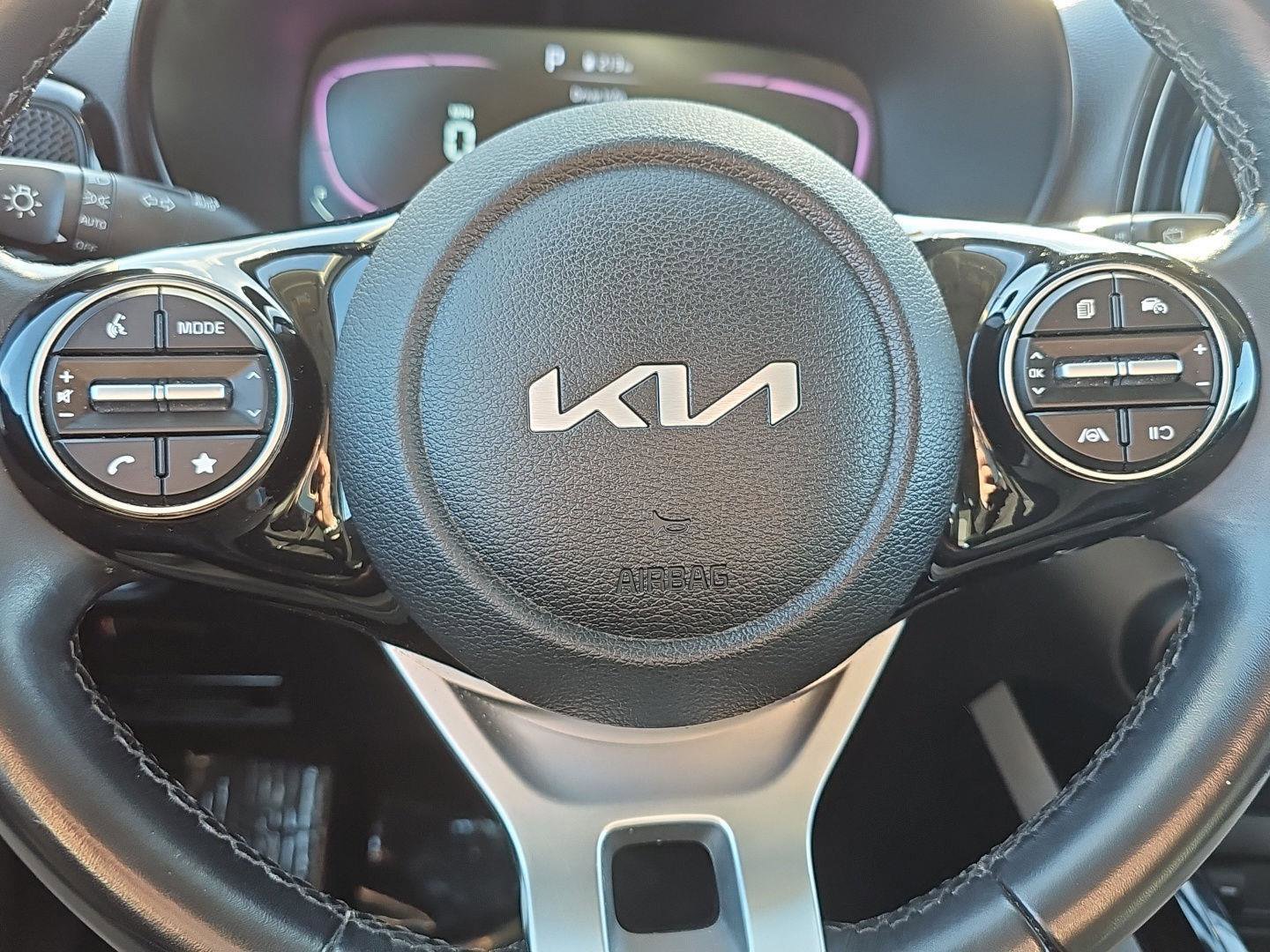 Used 2023 Kia Soul EX image 18