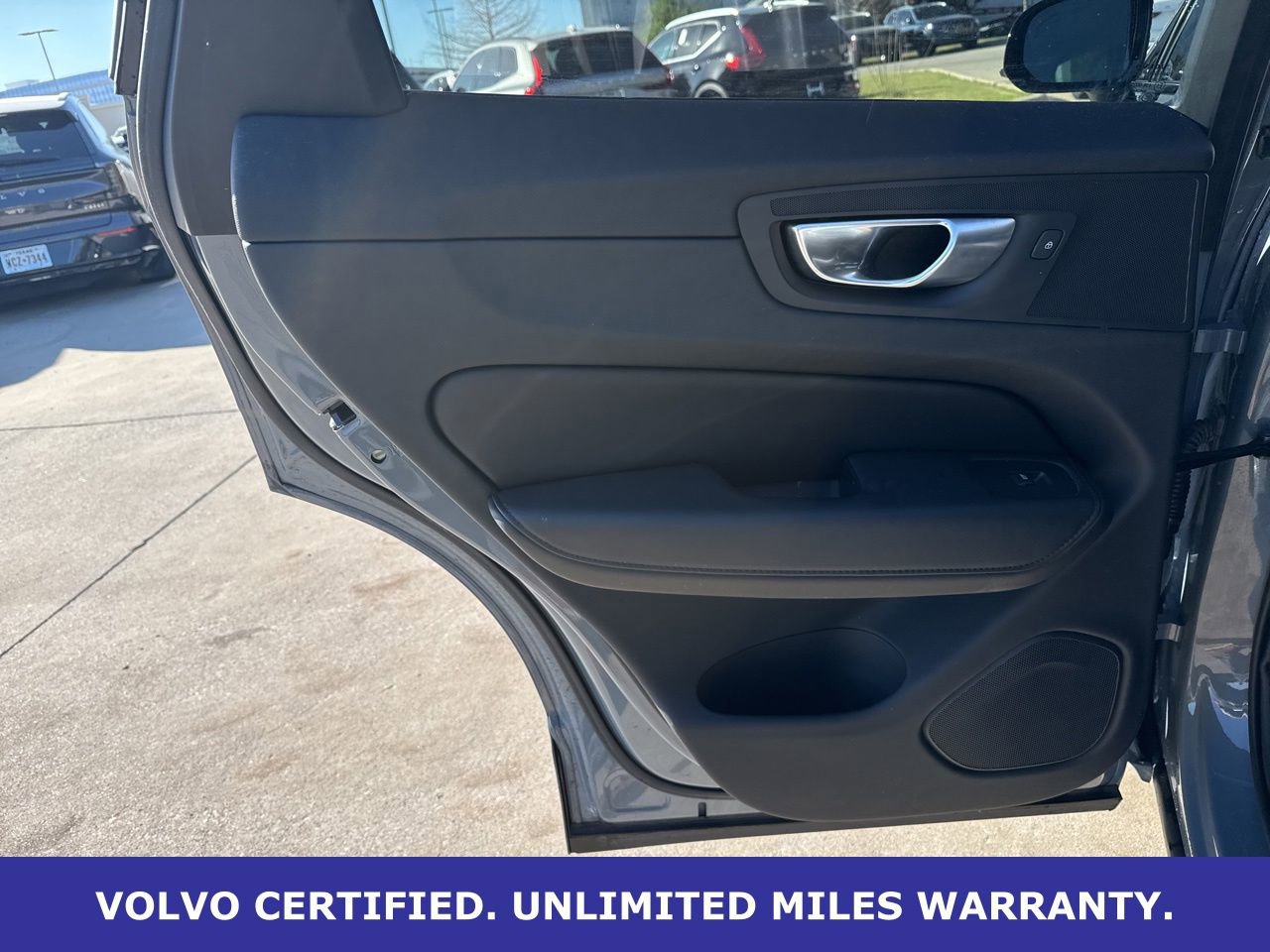 Certified 2024 Volvo XC60 B5 Core image 16