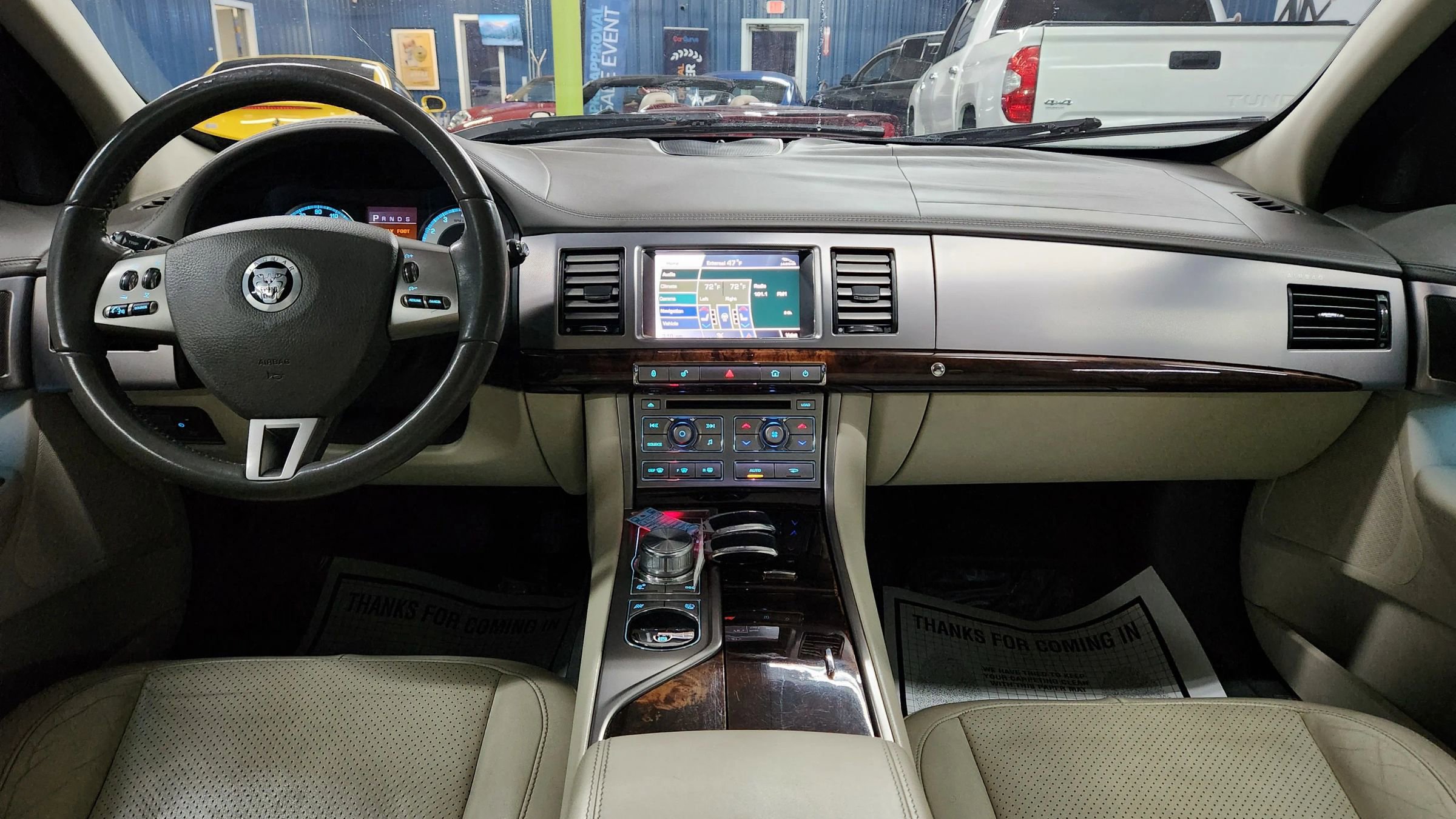 Used 2011 Jaguar XF Portfolio image 25