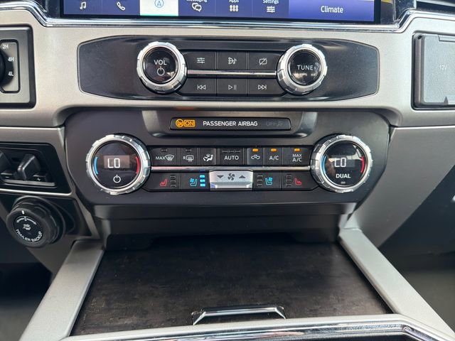 Used 2022 Ford F350 Lariat w/ Lariat Ultimate Package image 37