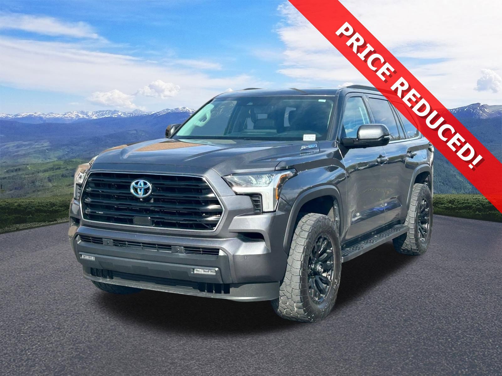Certified 2023 Toyota Sequoia SR5 w/ SR5 Premium Package AWD/4WD image 1