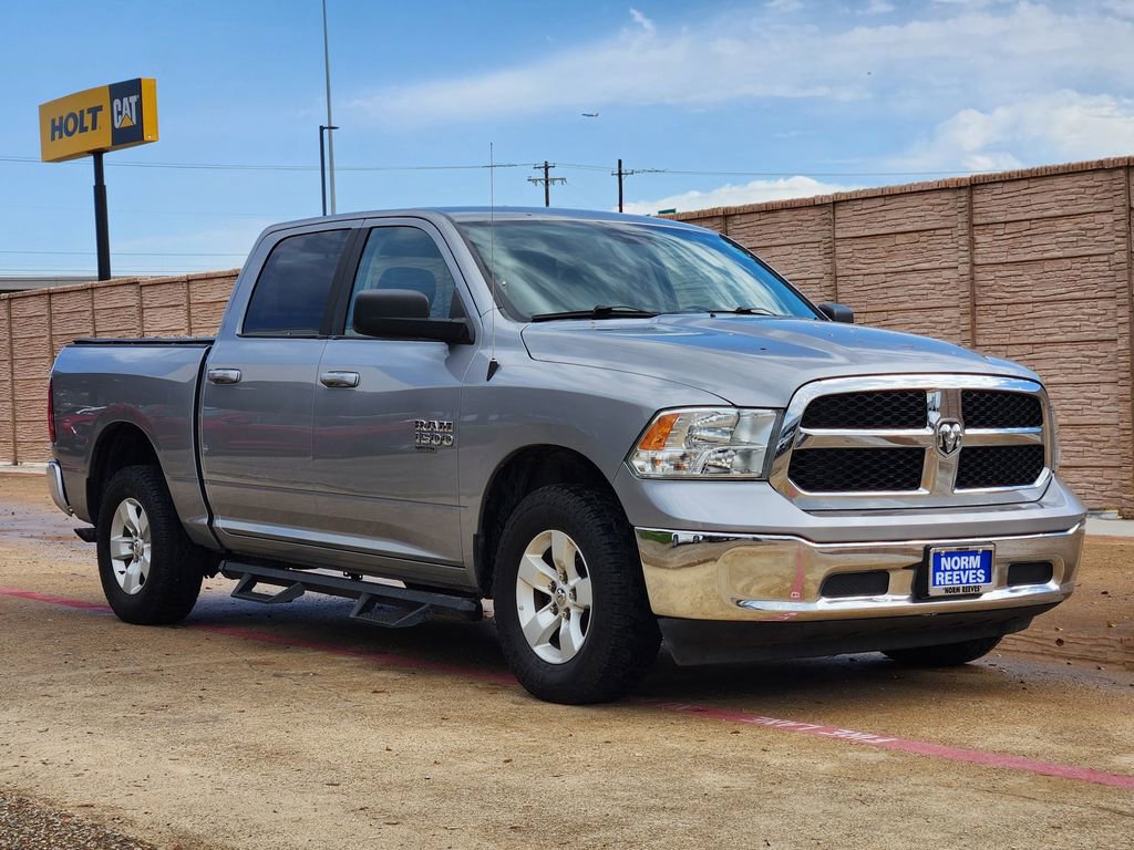 Used 2021 RAM 1500 Classic SLT image 3