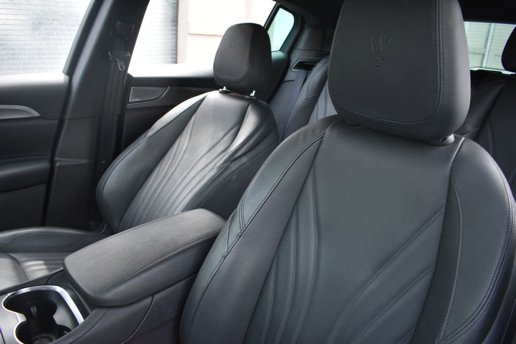 Used 2024 Maserati Grecale GT image 10