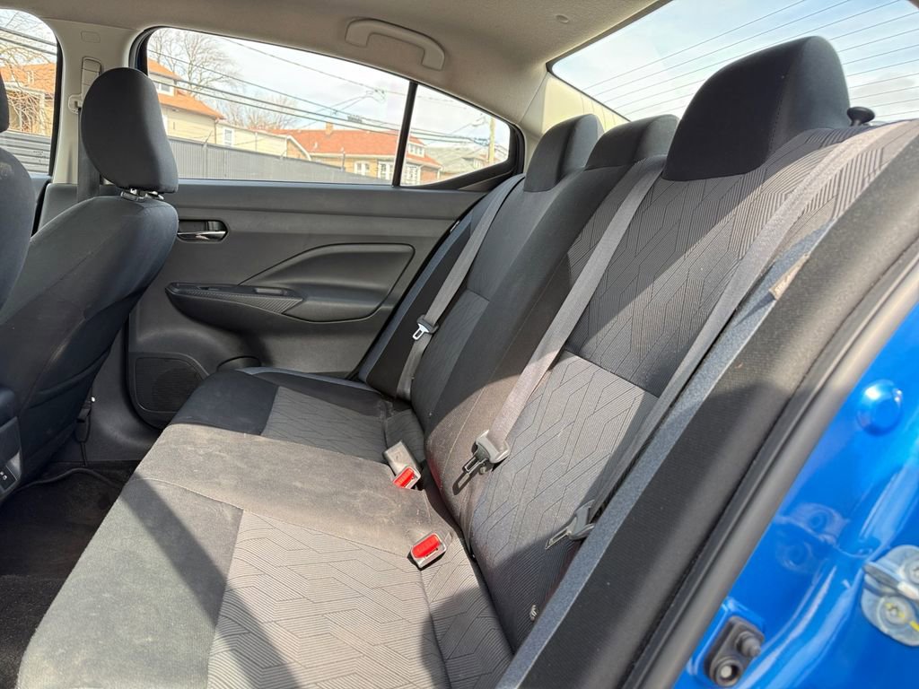 Used 2023 Nissan Versa SV image 24
