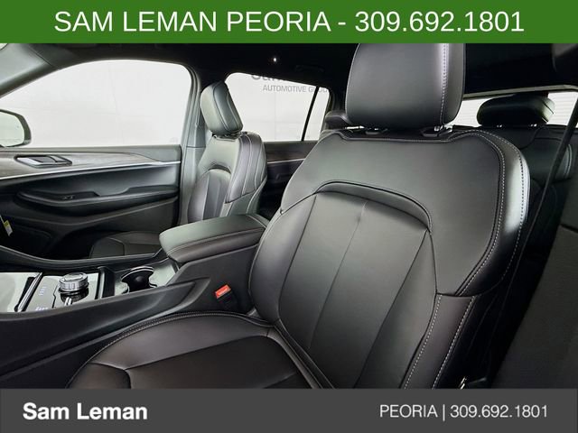 New 2025 Jeep Grand Cherokee L Limited w/ Black Appearance Package image 21