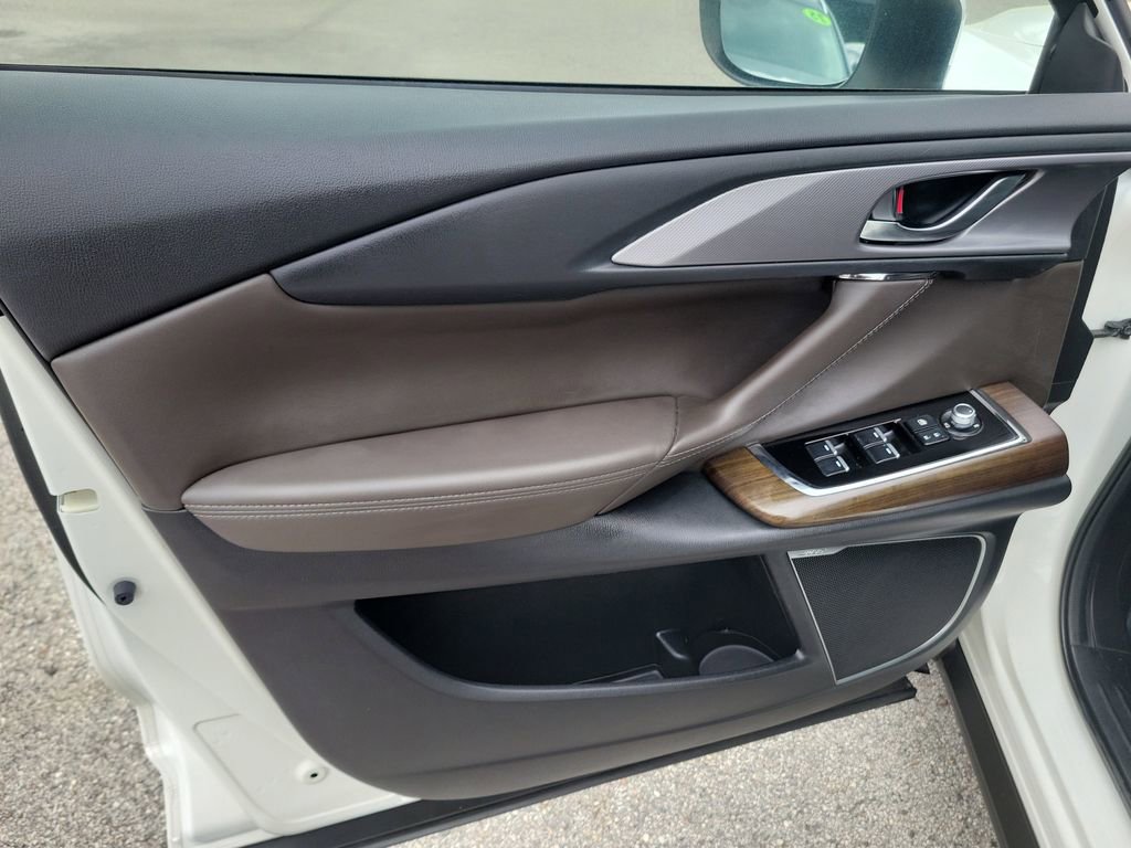 Used 2021 MAZDA CX-9 Signature image 22