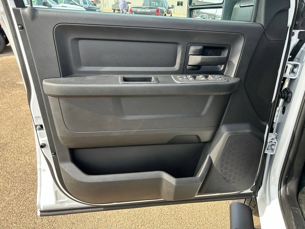 New 2027 RAM 3500 Tradesman AWD/4WD image 10