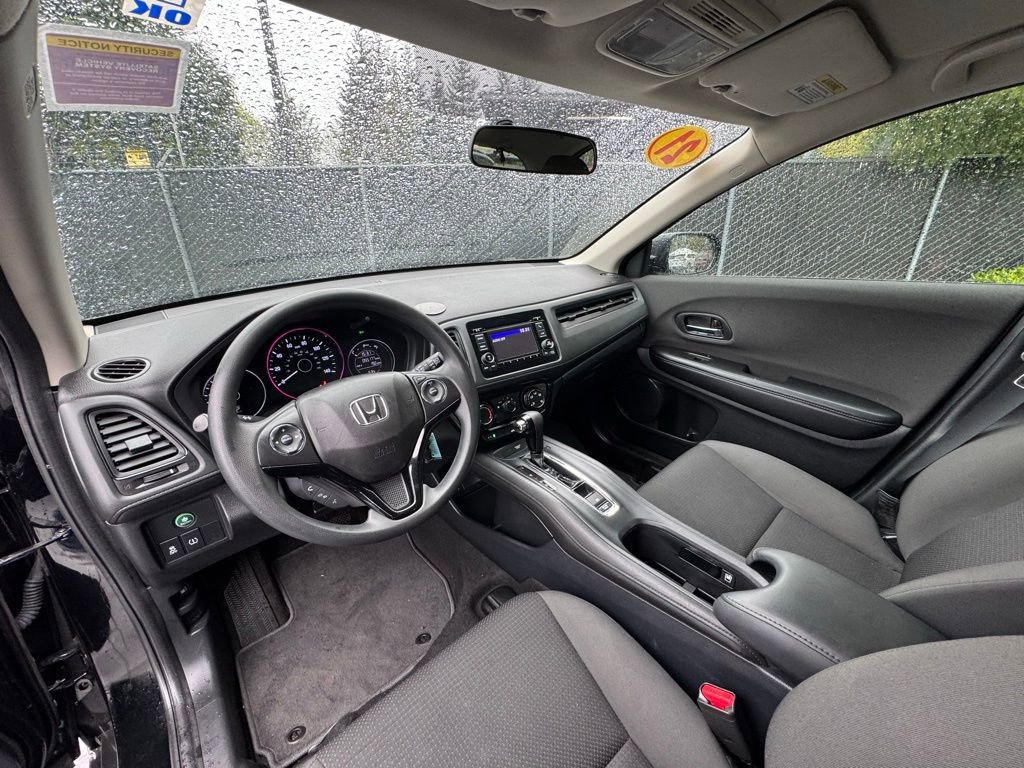 Used 2021 Honda HR-V LX image 7