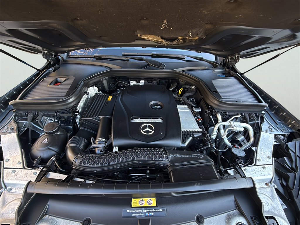 Used 2019 Mercedes-Benz GLC 300 4MATIC Coupe image 23