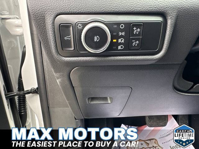 New 2024 Ford Explorer XLT w/ Equipment Group 202A image 26