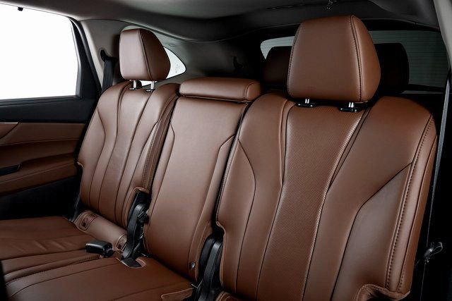 Used 2023 Acura MDX SH-AWD w/ Technology Package image 23