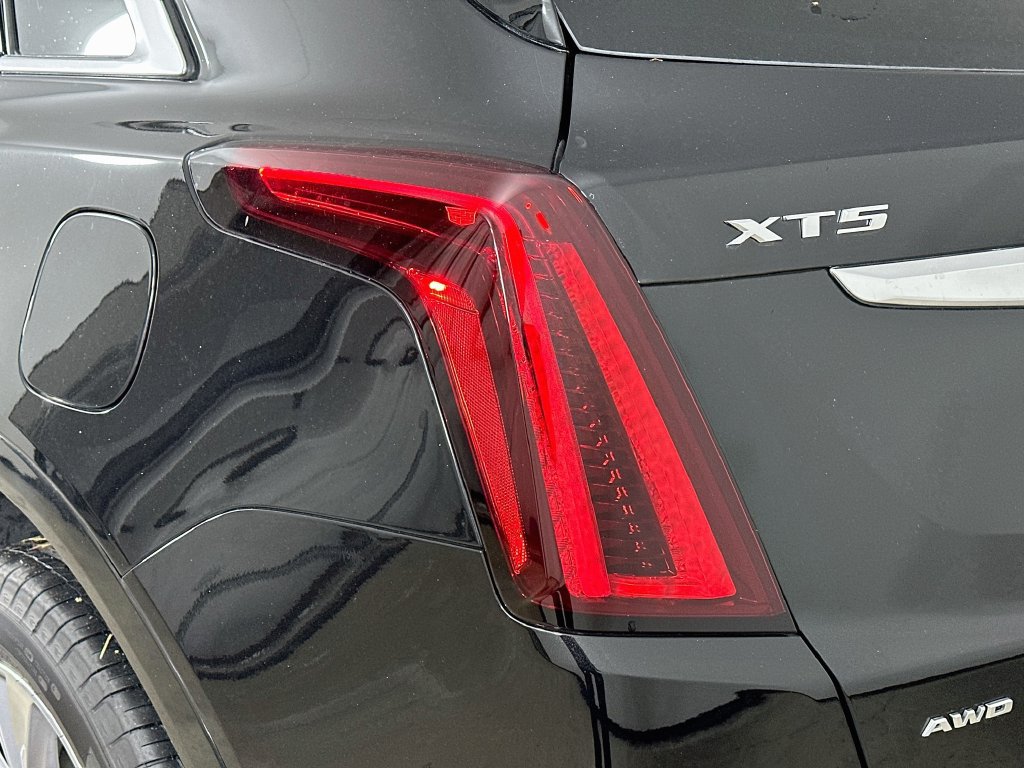 New 2026 Cadillac XT5 Premium Luxury w/ LPO, Floor Liner Package AWD/4WD image 41