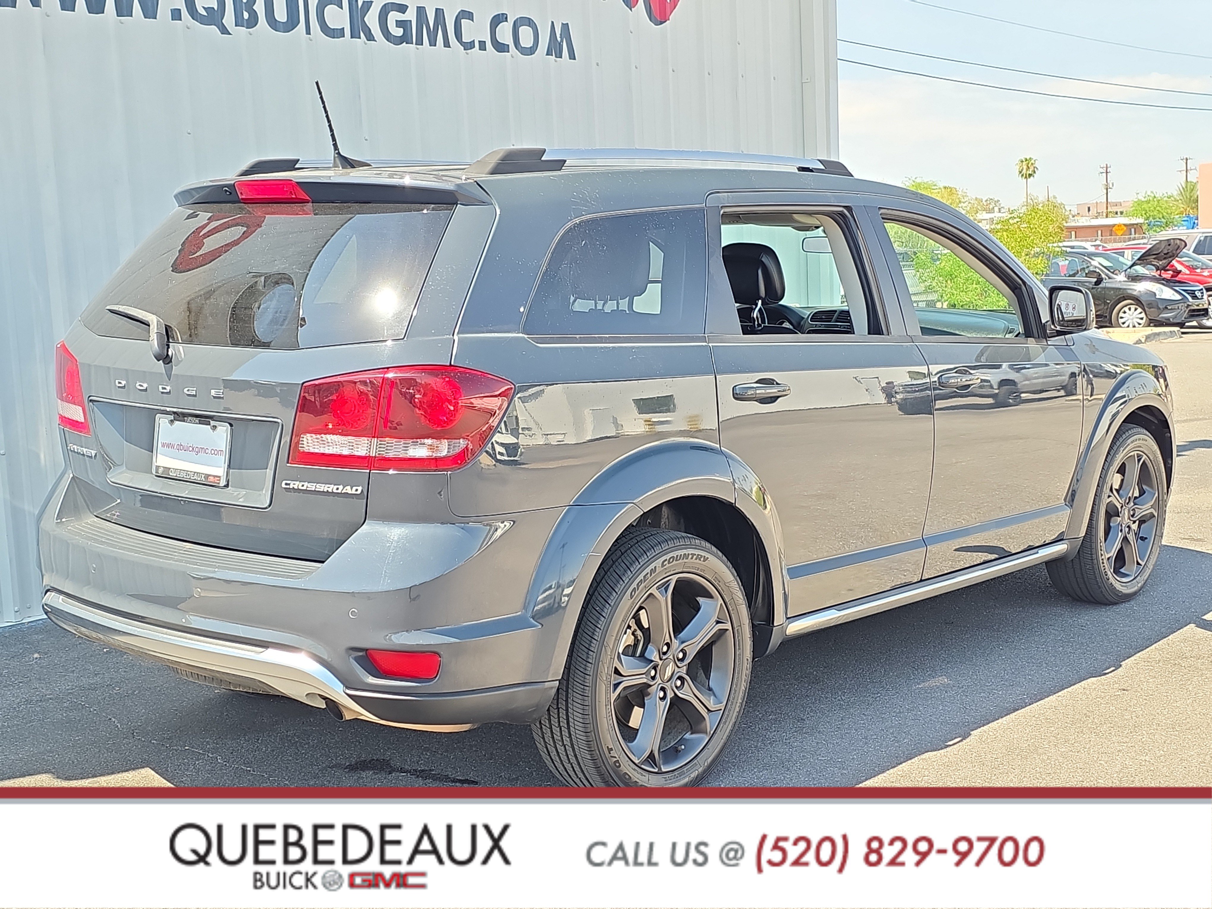 Used 2018 Dodge Journey Crossroad w/ Driver Convenience Group FWD image 7