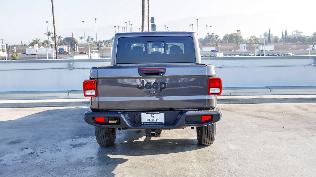 New 2026 Jeep Gladiator Sport AWD/4WD image 8