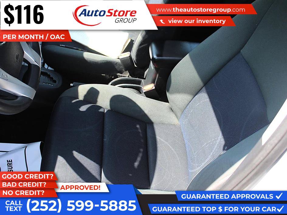 Used 2015 Toyota Prius C Two FWD image 9