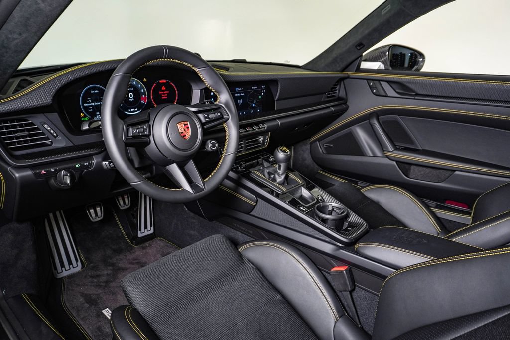 Certified 2026 Porsche 911 GT3 RWD image 4