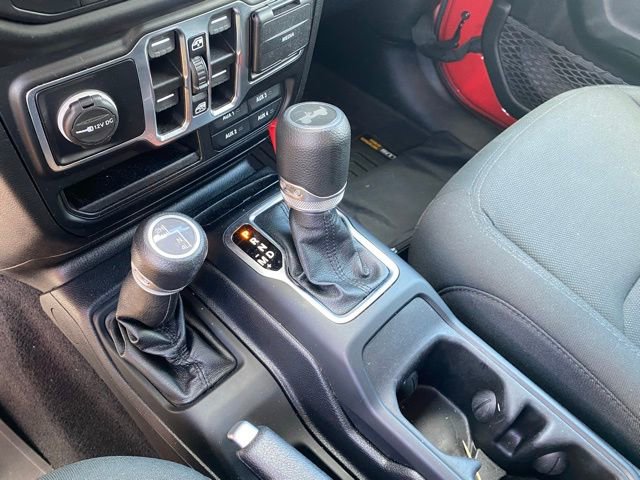 Used 2021 Jeep Wrangler Unlimited Sport AWD/4WD image 24