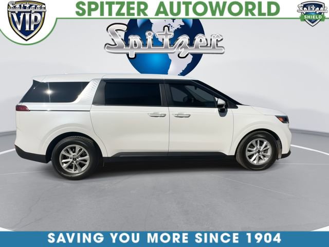 Used 2023 Kia Carnival LX FWD image 10