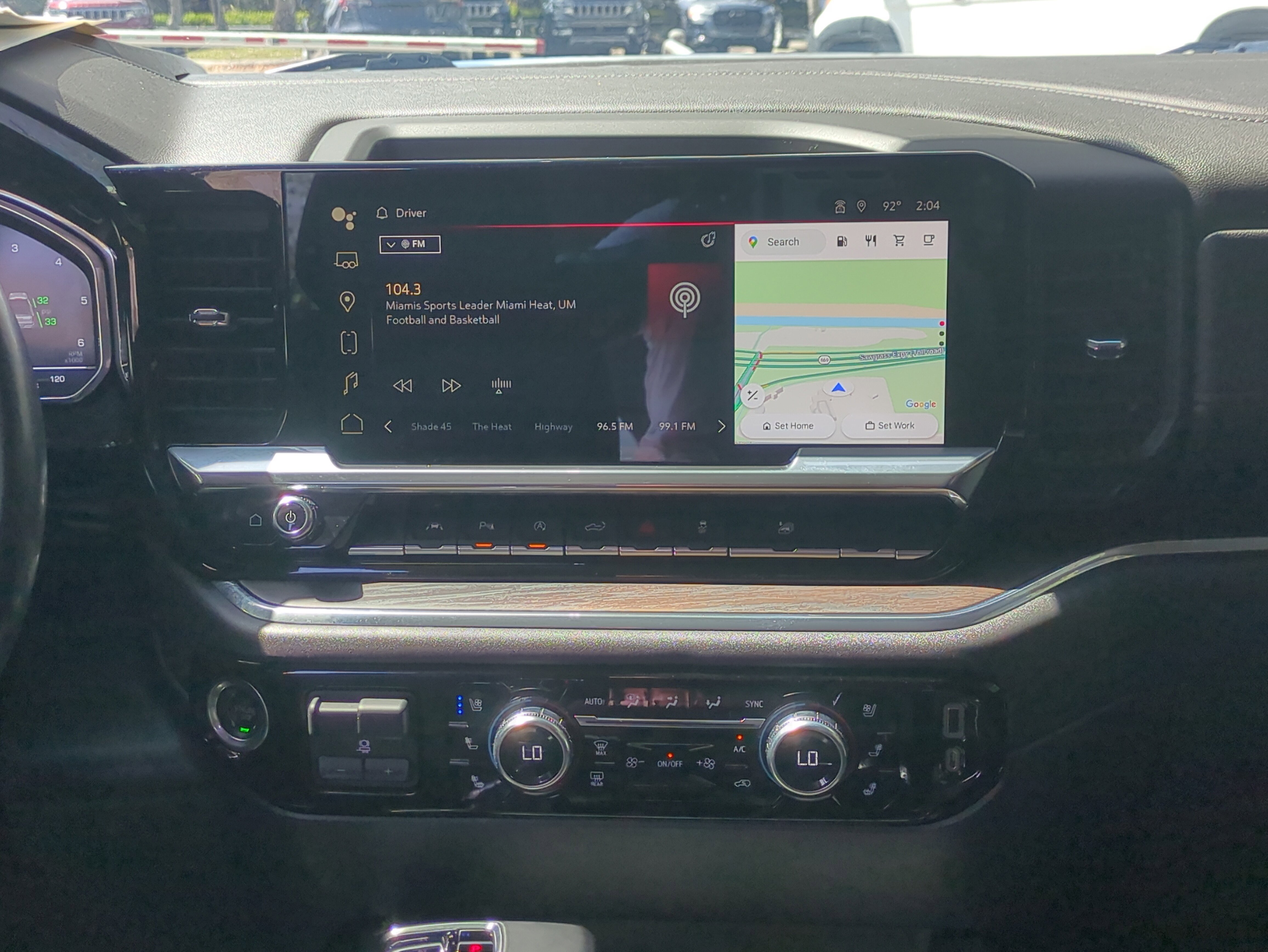 Used 2023 GMC Sierra 1500 SLT w/ SLT Premium Package image 18