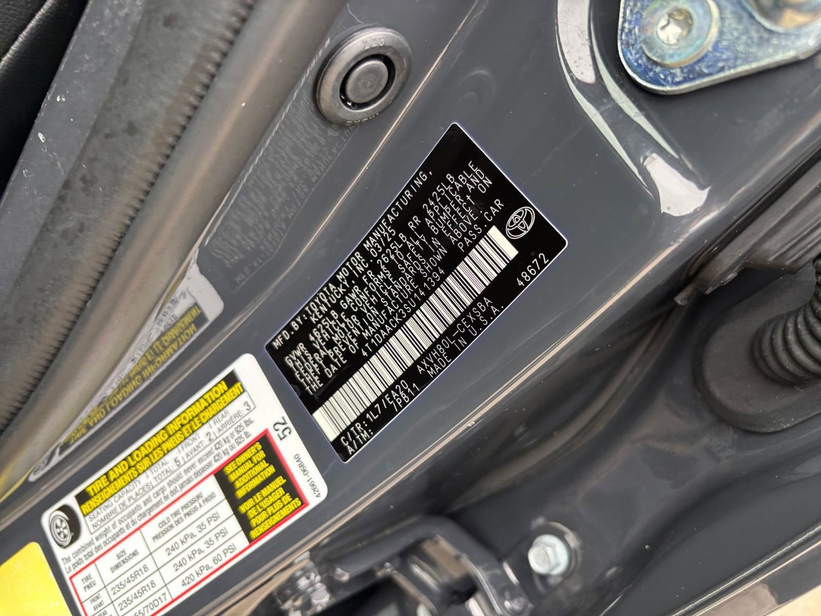 Used 2025 Toyota Camry SE FWD image 29