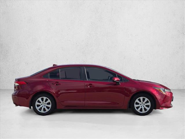 Used 2022 Toyota Corolla LE FWD image 4